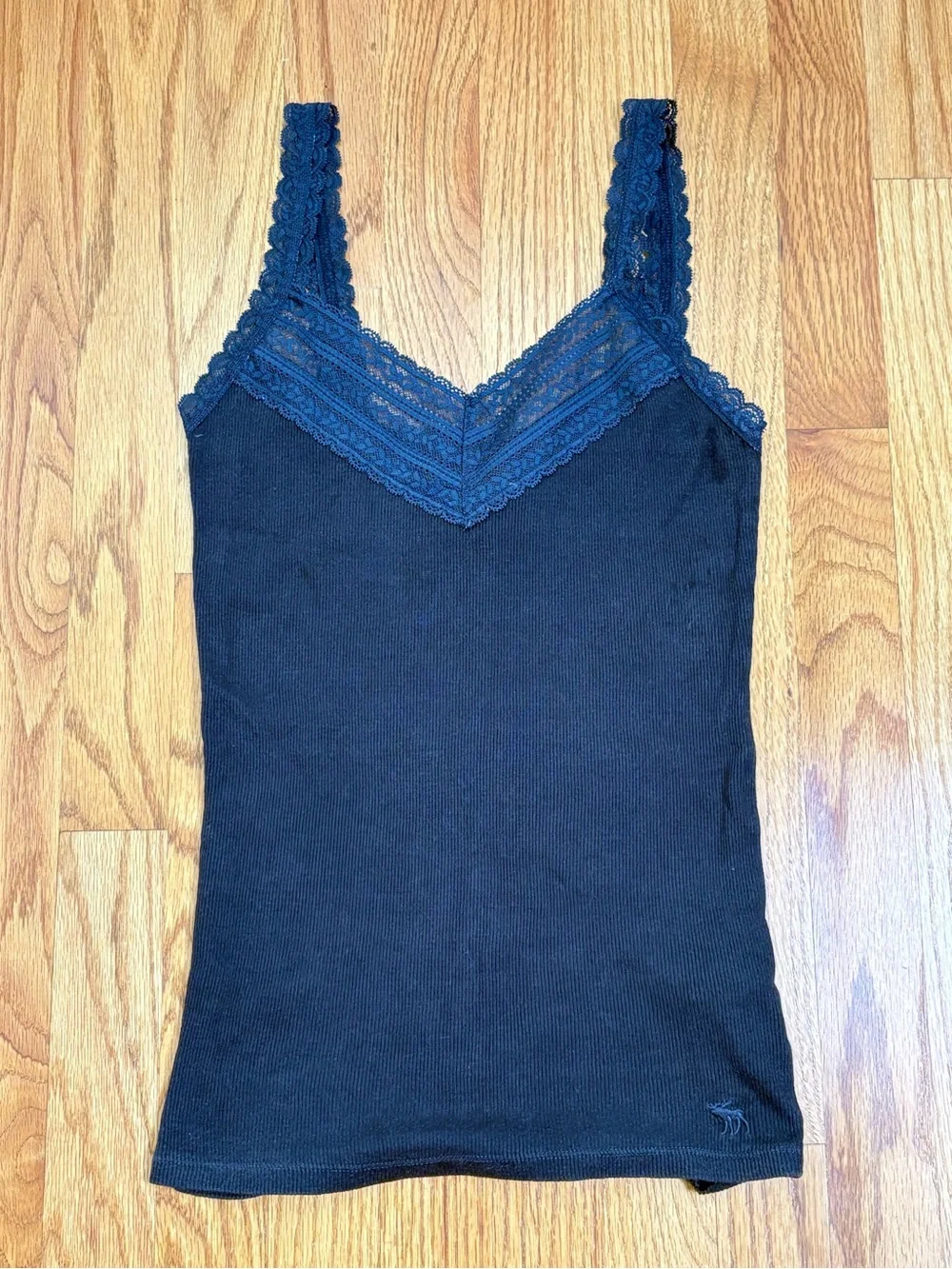 Vintage Y2K Abercrombie & Fitch 2000s Lace Trim Ribbed Cami Tank Top - Picture 10 of 15